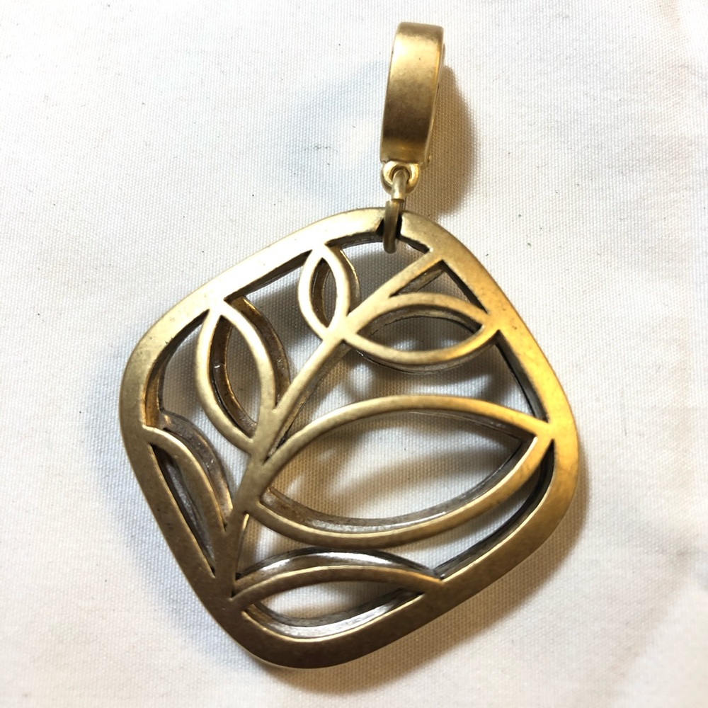 Premier Designs “Twice as Nice”Reversible Enhancer